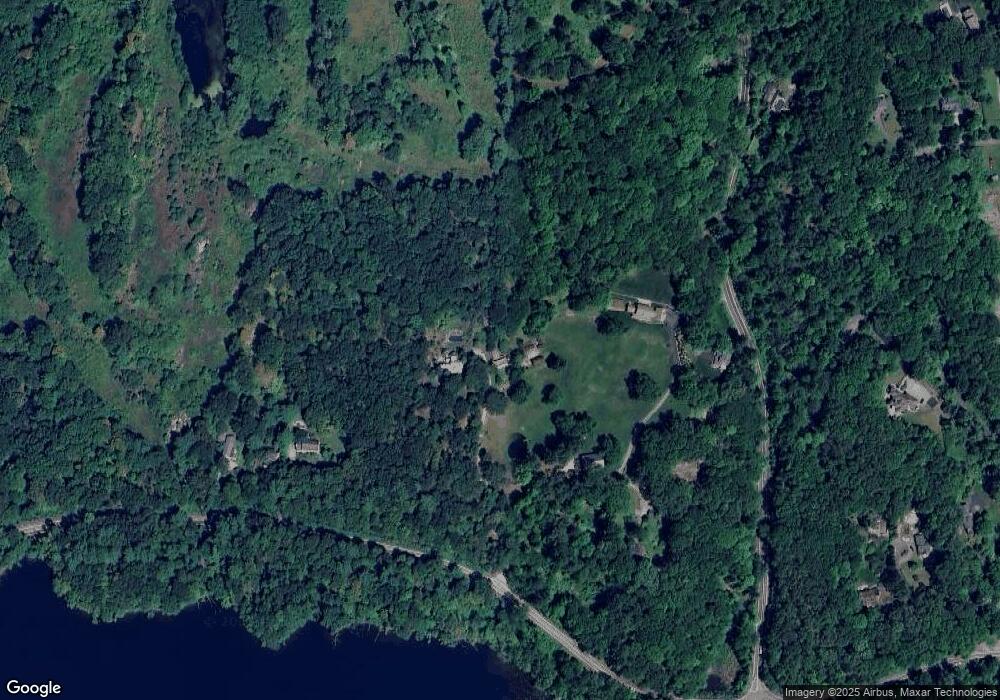 660 Croton Lake Rd, Yorktown Heights, NY 10598 - photo 1