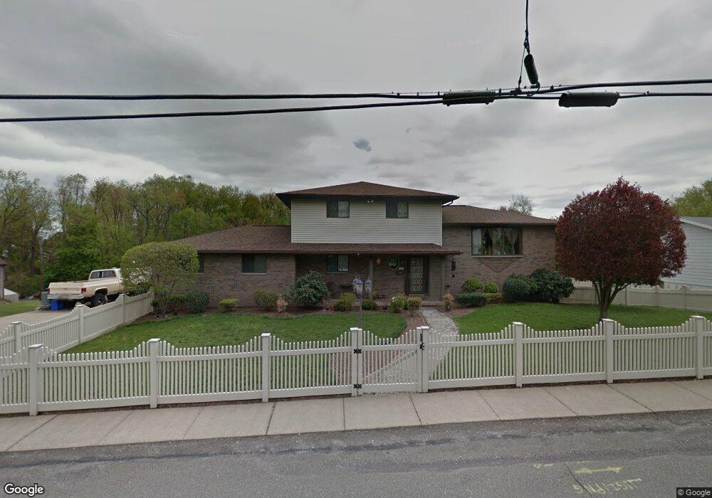 122 Center St, Hughestown, PA 18640 - photo 1