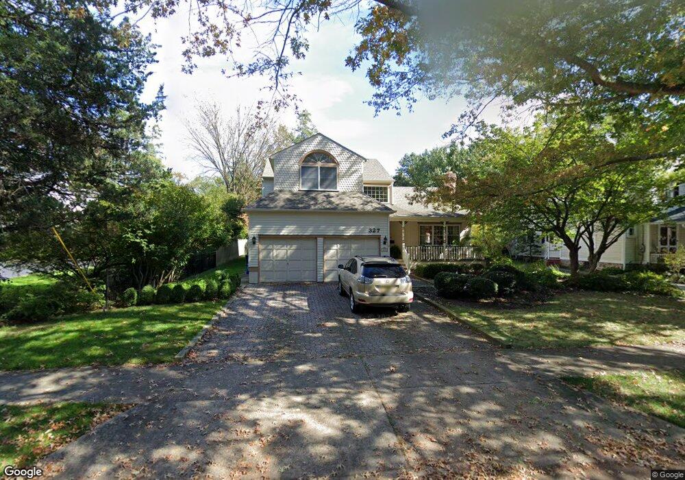 327 Chestnut St, Moorestown, NJ 08057 - photo 1