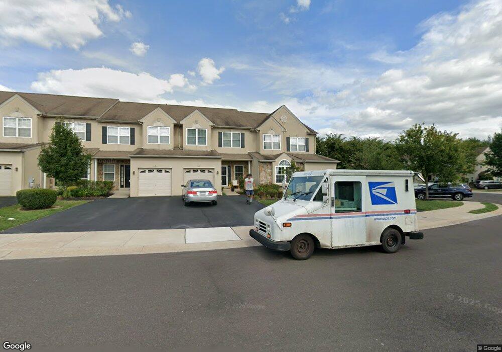 10 Arbor Cir, Colmar, PA 18915 - photo 1