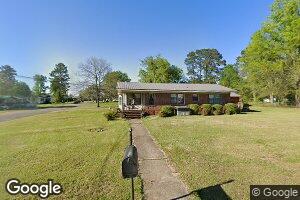 403 S Dvorak Cir, Linden, AL 36748
