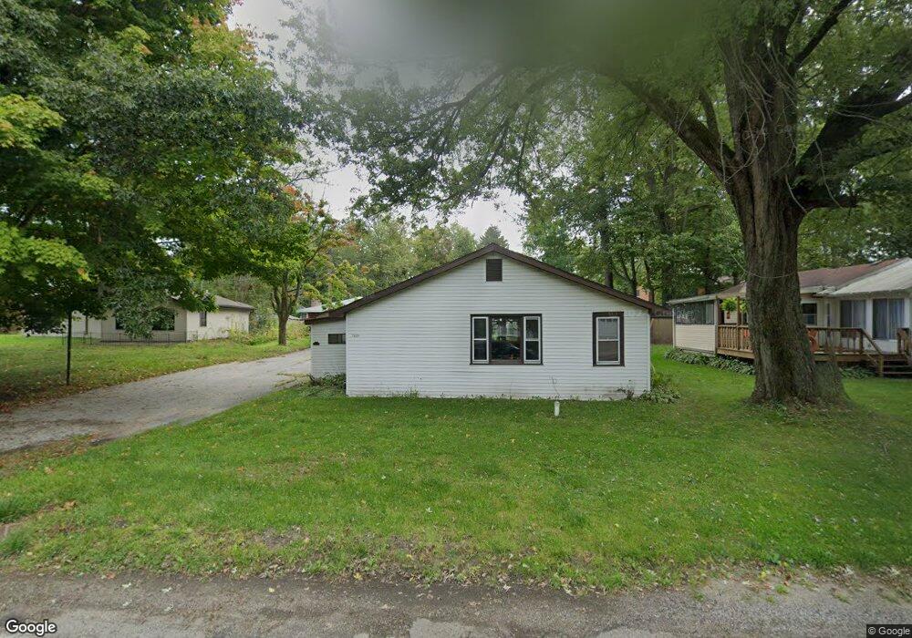 7625 N Cherokee Trail, Rolling Prairie, IN 46371 - photo 1