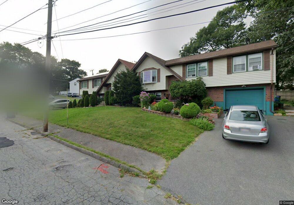 4 Christopher Rd, Randolph, MA 02368 - photo 1