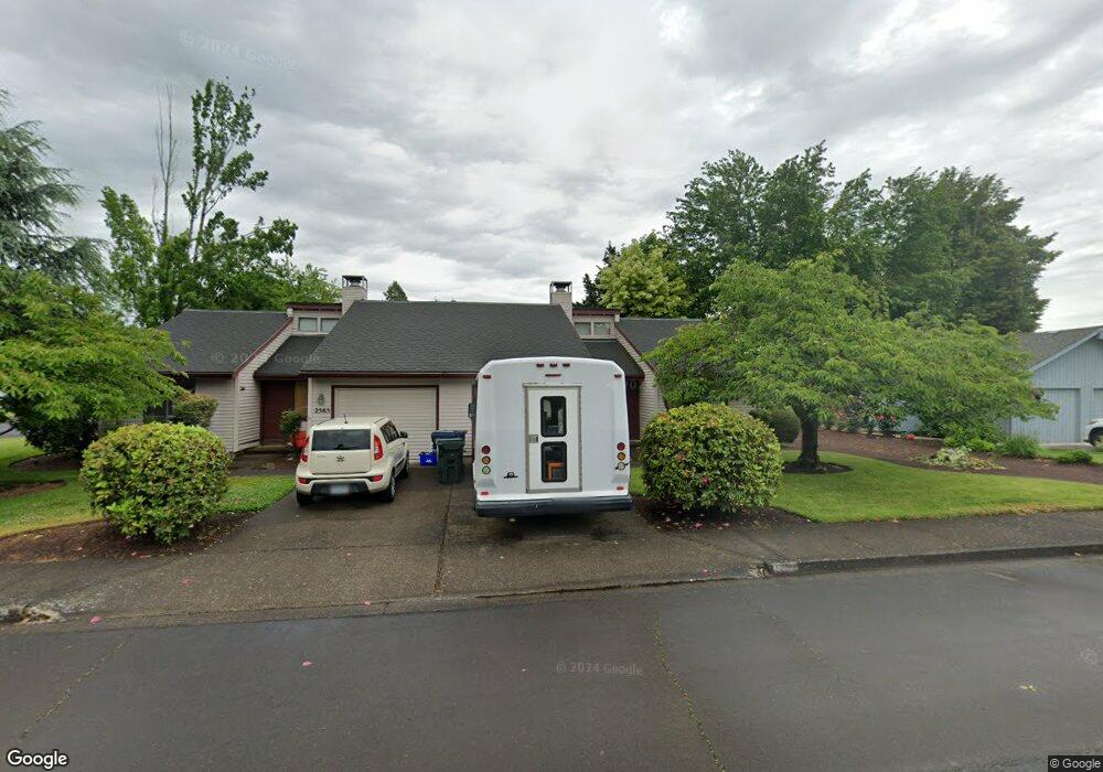 2555 Erin Way, Eugene, OR 97408 - photo 1