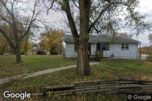607 NE 10th St, Leon, IA 50144