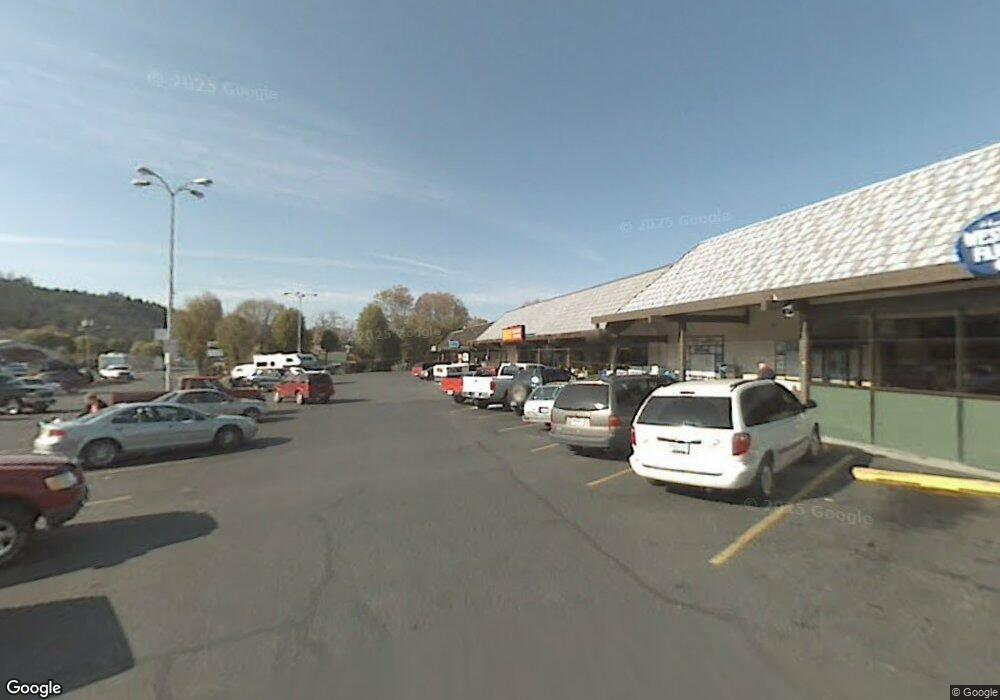 637 W Main St, John Day, OR 97845 - photo 1