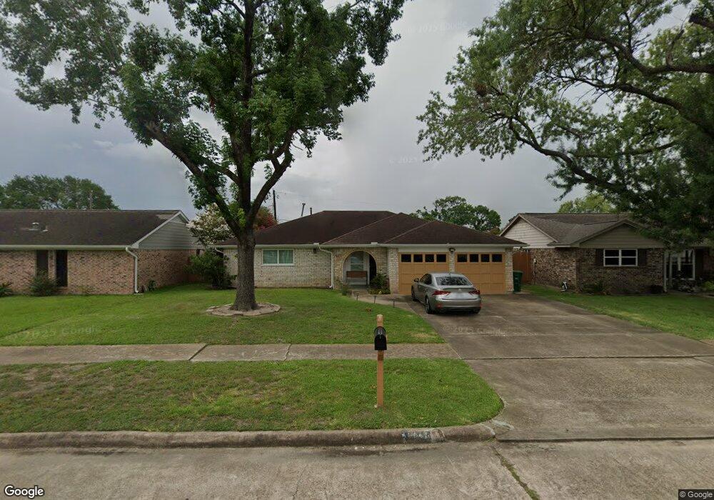 5711 Hoover St, Houston, TX 77092 - photo 1