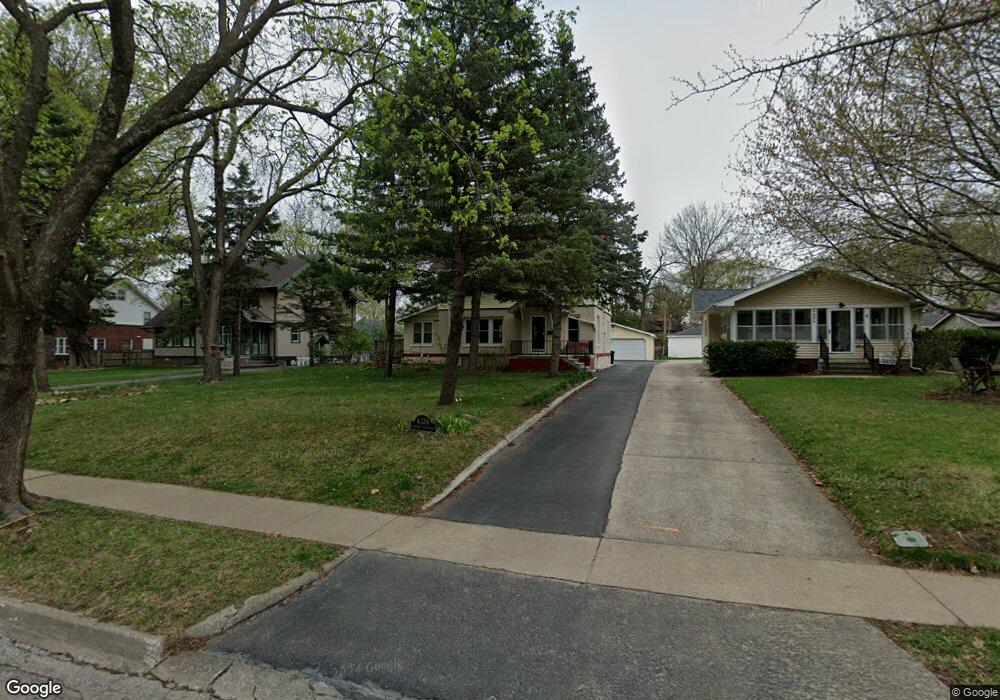 4324 Kingman Blvd, Des Moines, IA 50311 - photo 1