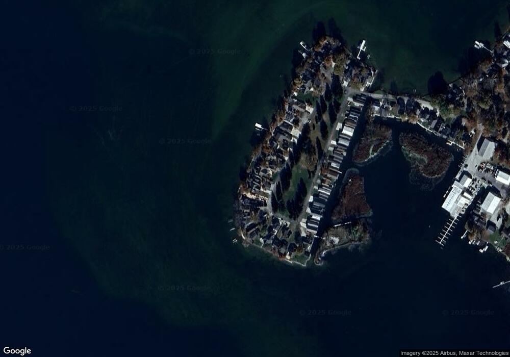 10405 N Grand Blvd, Syracuse, IN 46567 - photo 1