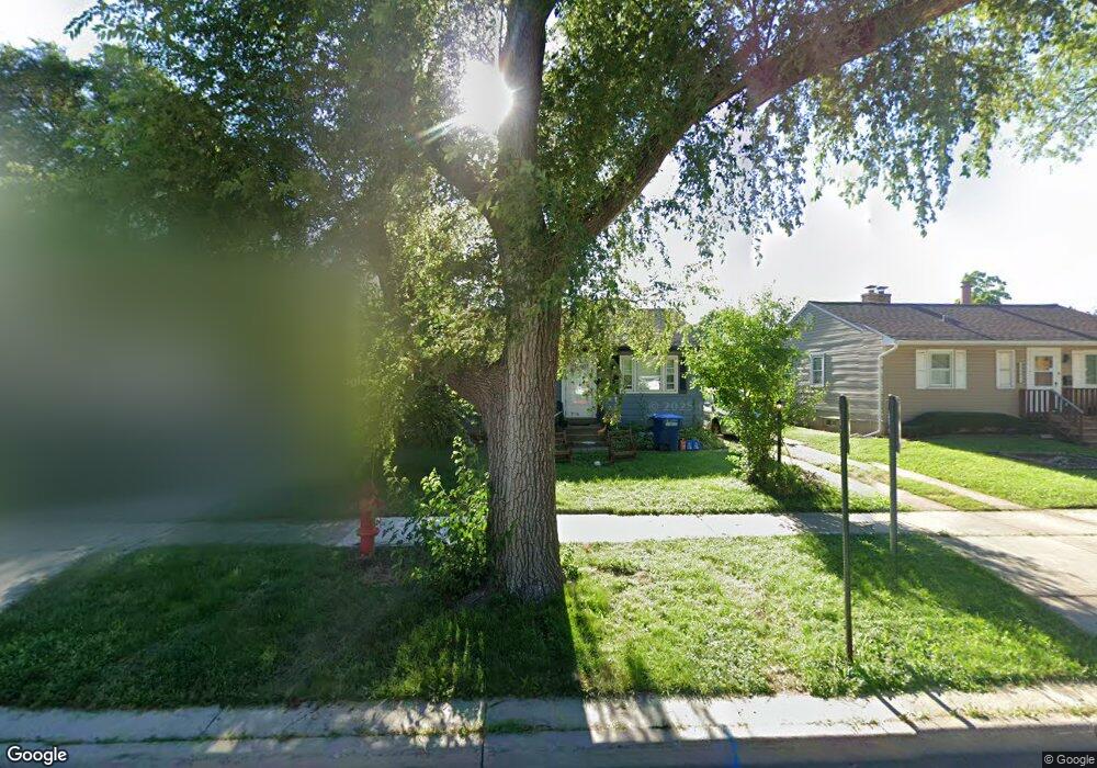 2054 Cedar St, Des Plaines, IL 60018 - photo 1