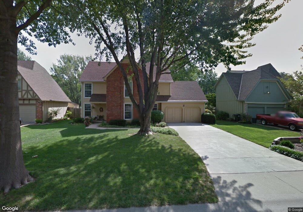 8963 Hall Dr, Lenexa, KS 66219 - photo 1