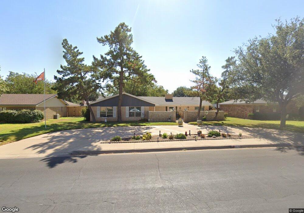 2807 Haynes Dr, Midland, TX 79705 - photo 1