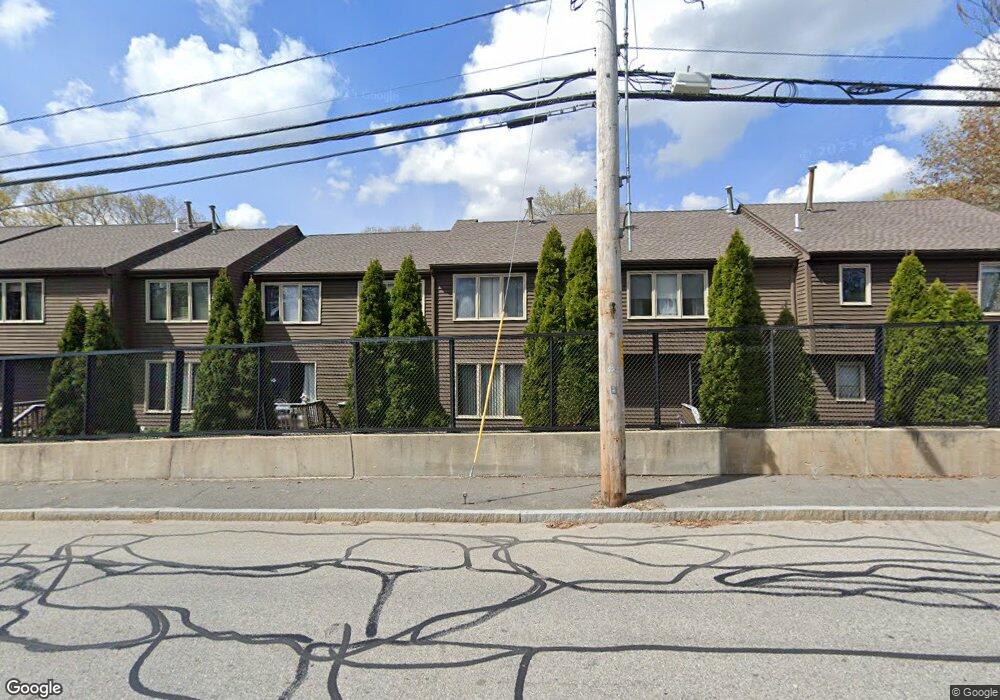 283 Boylston St unit C, Lowell, MA 01852 - photo 1