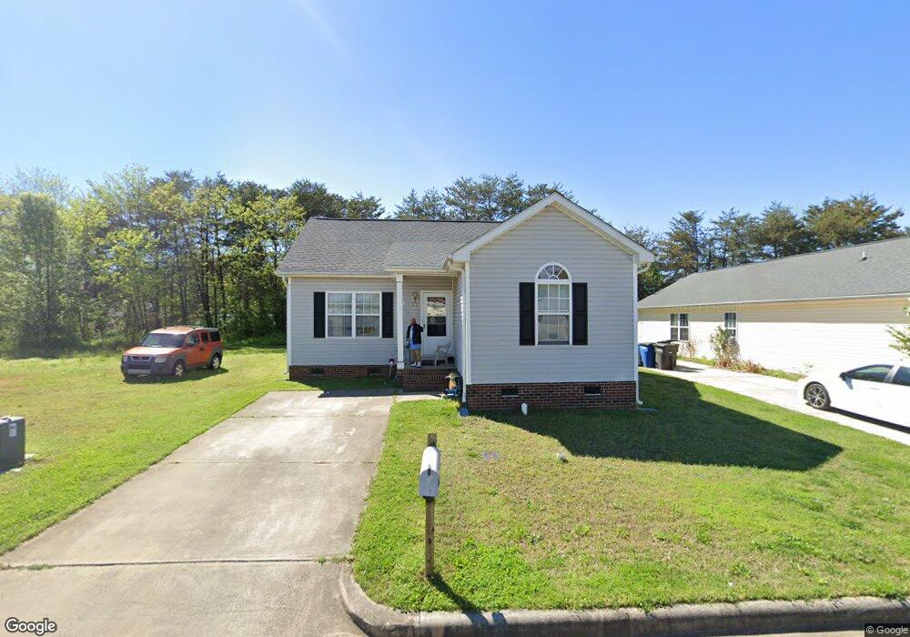 312 Vernon Ln, Statesville, NC 28677 - photo 1