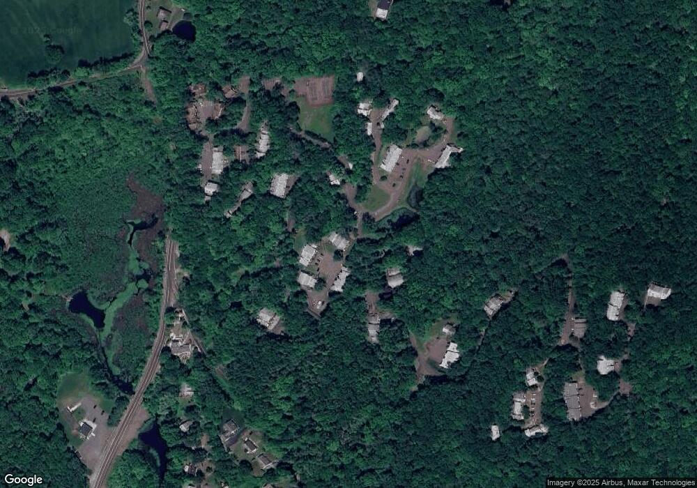 38 Wauwinet Ct unit 38, Guilford, CT 06437 - photo 1