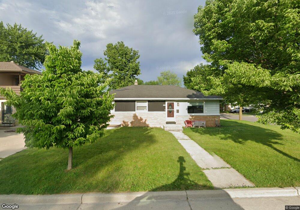 5002 N 127th St, Butler, WI 53007 - photo 1