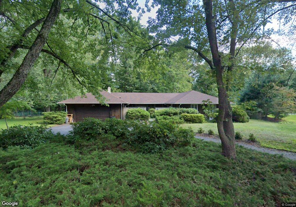 8 Cambridge Dr, Allendale, NJ 07401 - photo 1