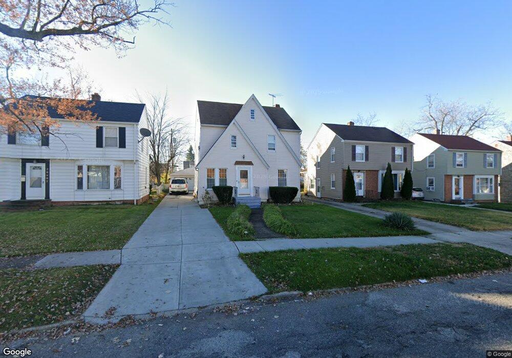 20516 Clare Ave, Maple Heights, OH 44137 - photo 1