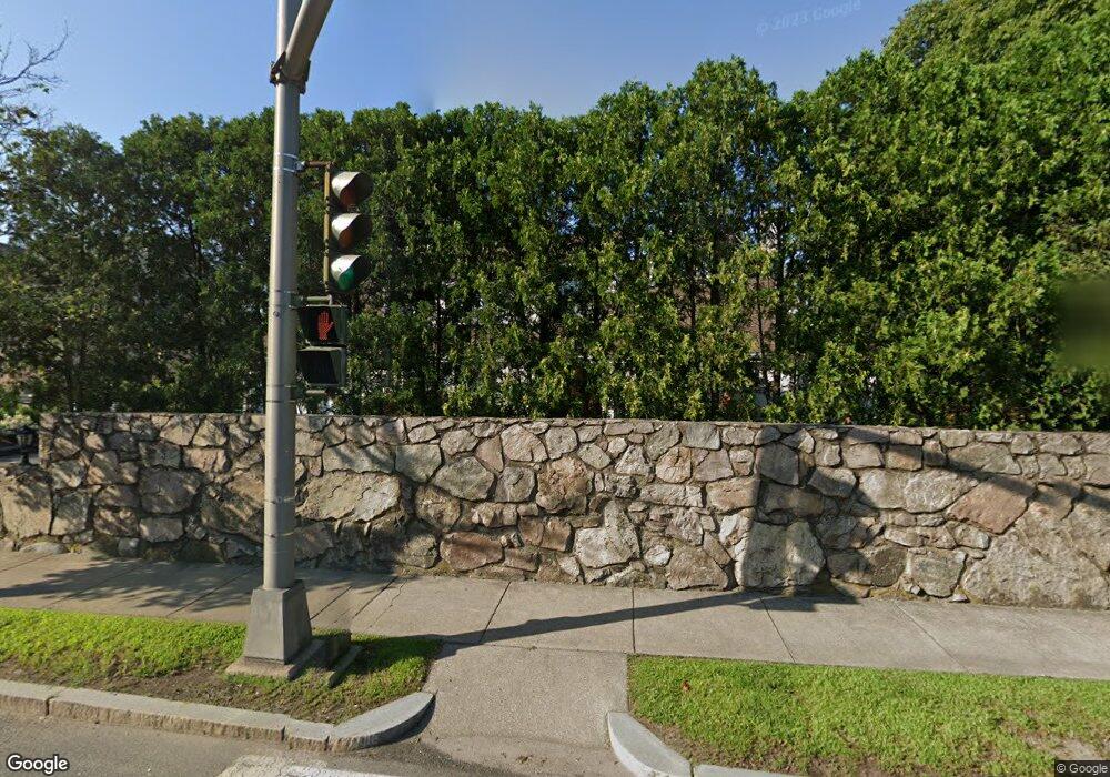 922 Dedham St, Newton Center, MA 02459 - photo 1