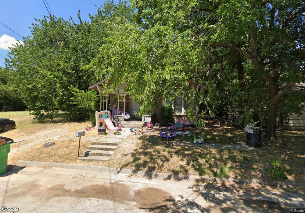 1129 Witherspoon St, Gainesville, TX 76240 - photo 1