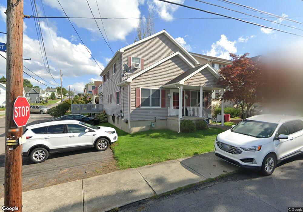 518 Boyle St, Dunmore, PA 18512 - photo 1