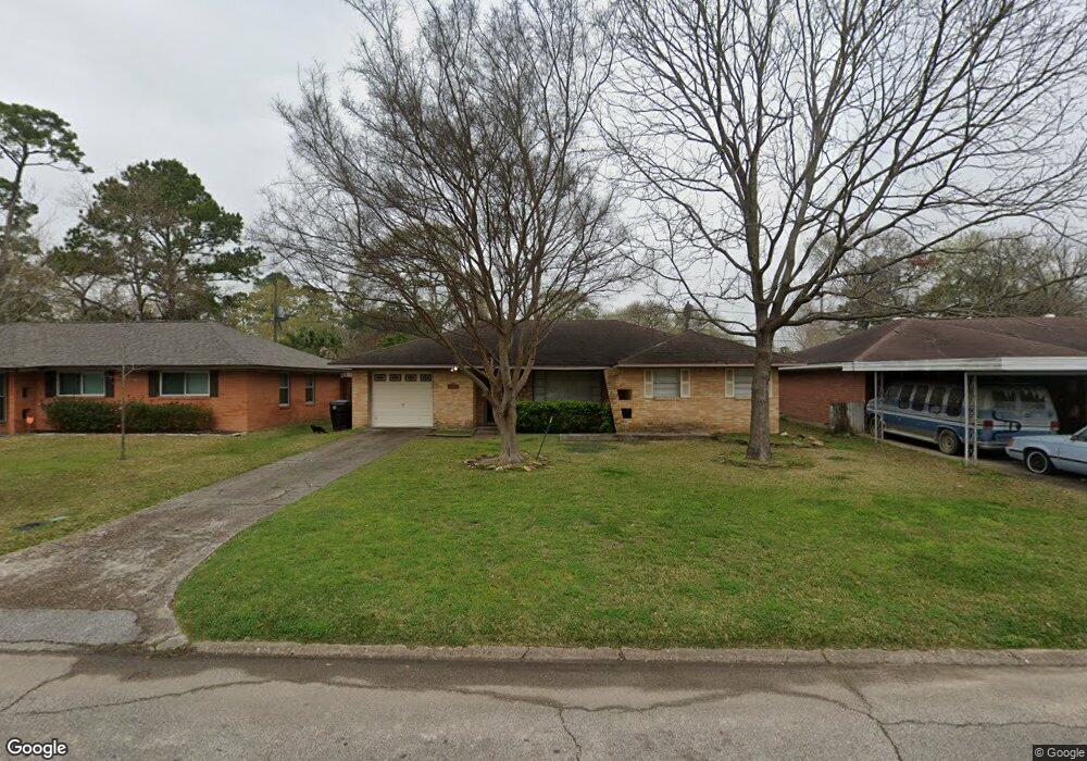 2206 Hewitt Dr, Houston, TX 77018 - photo 1