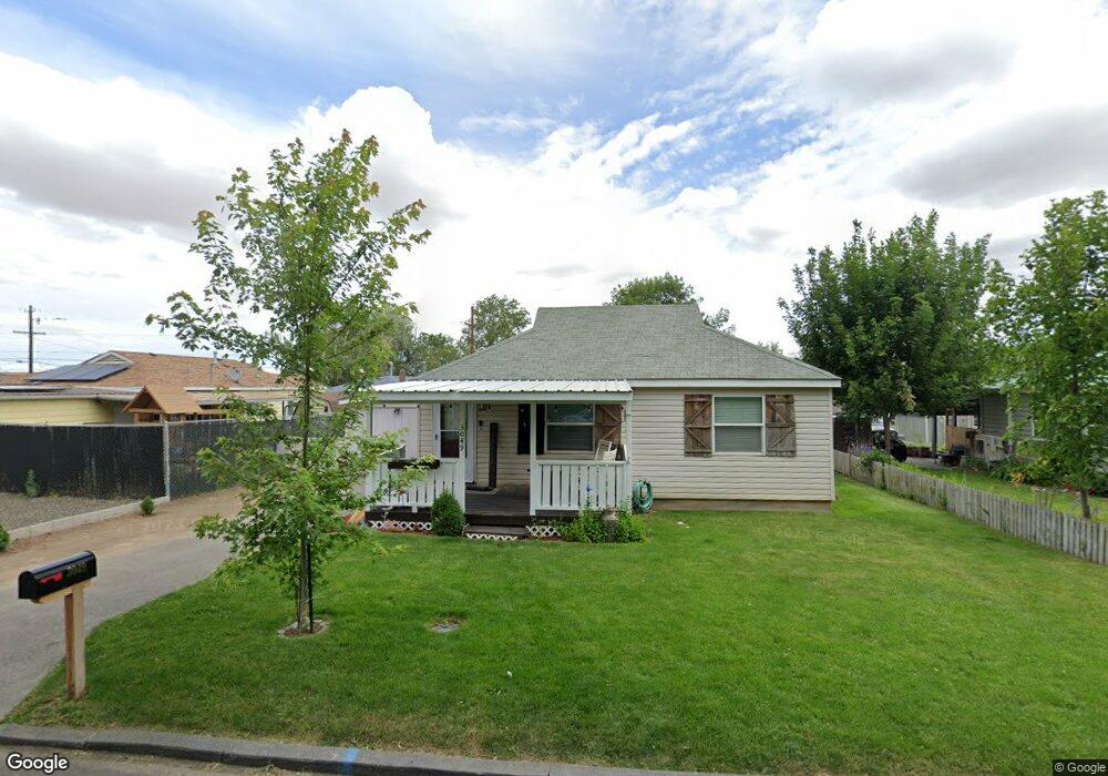 3049 SW Isaac Ave, Pendleton, OR 97801 - photo 1