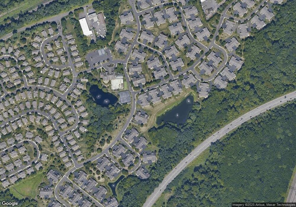 419 Daylily Dr unit V88, Langhorne, PA 19047 - photo 1