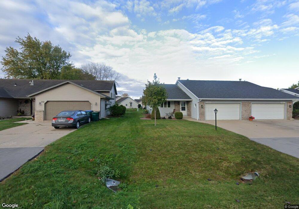 2340 N Skylark Dr, Appleton, WI 54914 - photo 1