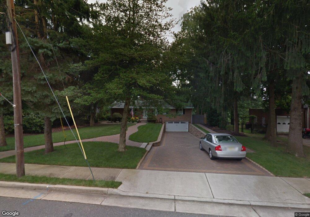 3 Lakeside Dr, Matawan, NJ 07747 - photo 1