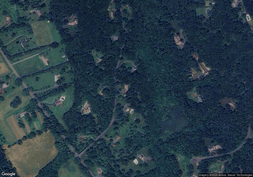 18 Carriage Ln, Roxbury, CT 06783 - photo 1