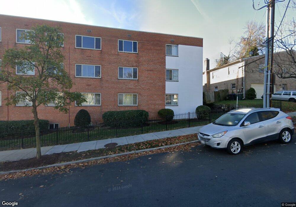 2507 R St SE, Washington, DC 20020 - photo 1