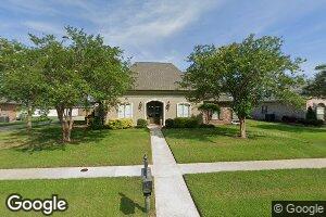 206 Comanche Dr, Houma, LA 70360