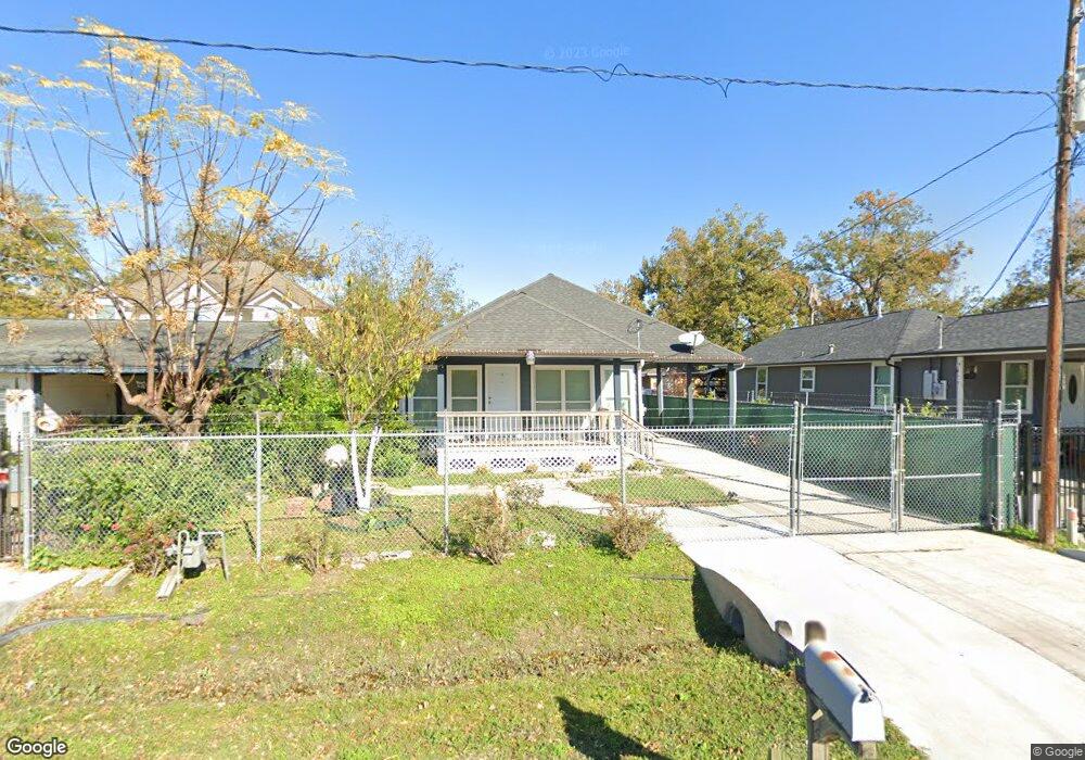 1517 Warwick Rd, Houston, TX 77093 - photo 1