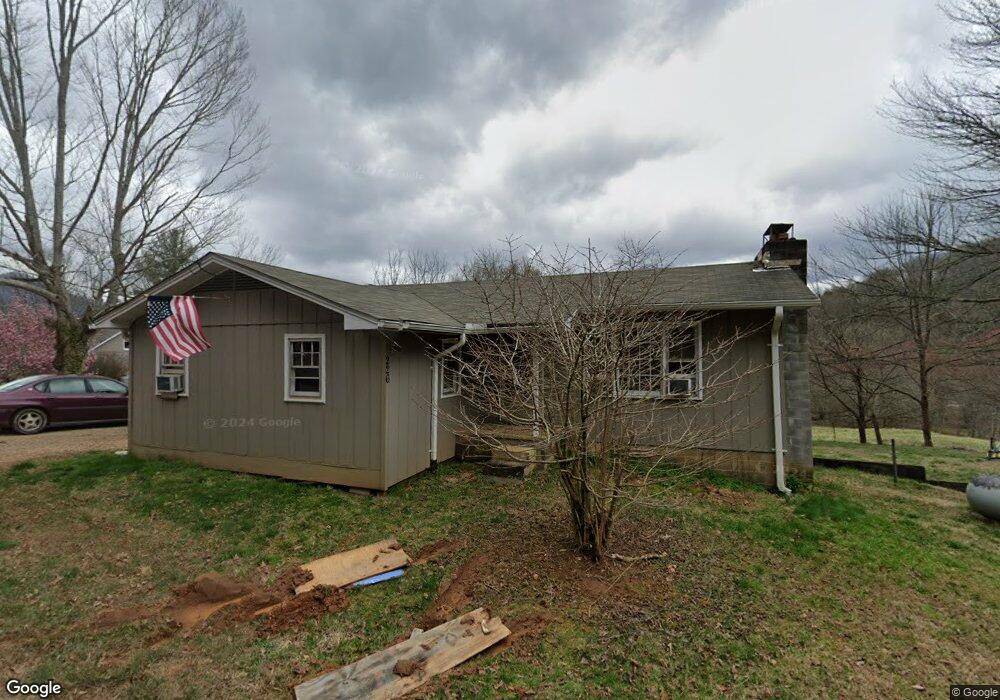 226 Bates Branch Rd, Franklin, NC 28734 - photo 1