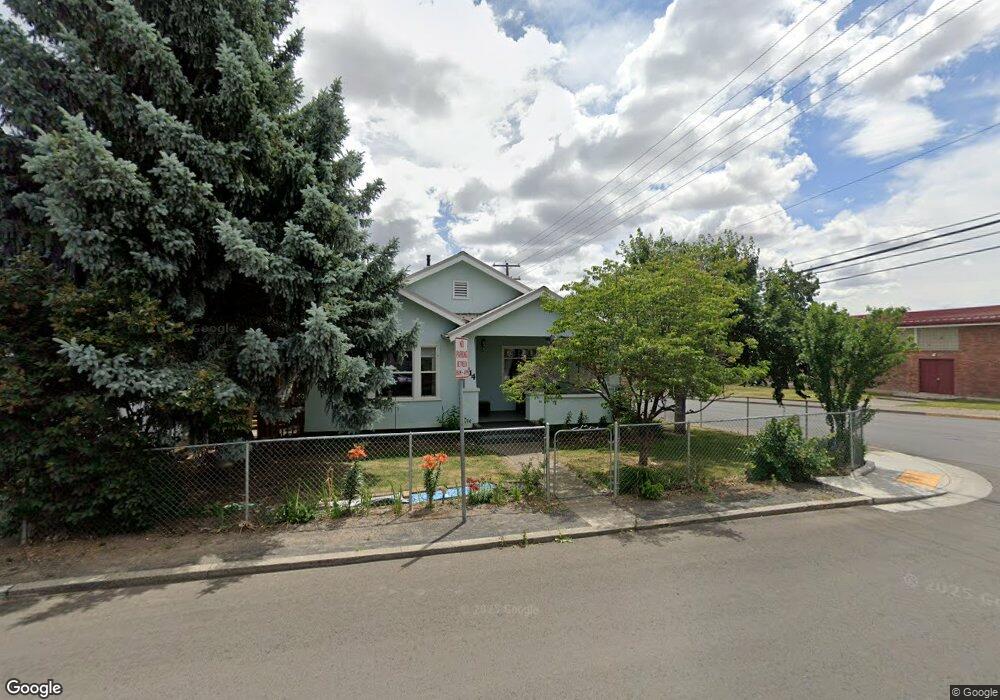 914 NW Bailey Ave, Pendleton, OR 97801 - photo 1