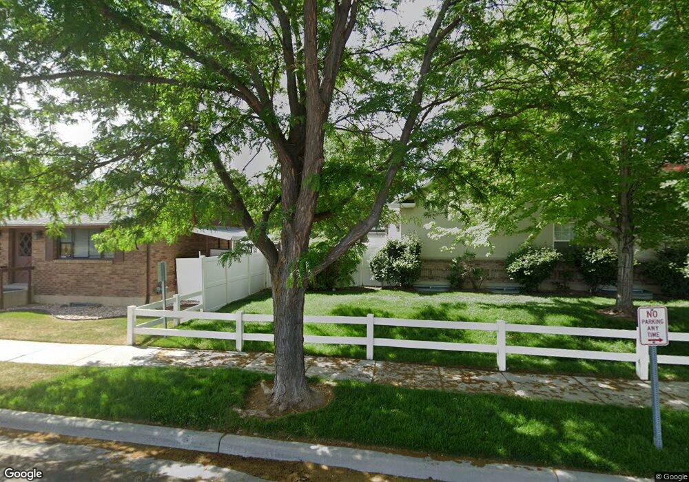 659 E Stonefly Dr unit 38, Sandy, UT 84070 - photo 1