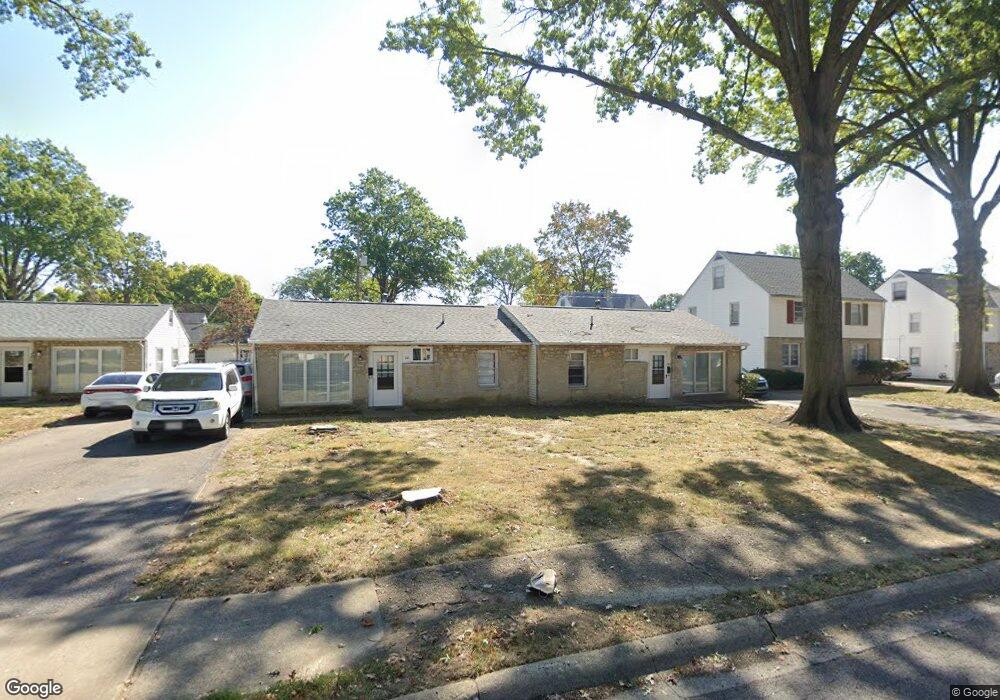 160 Beechcreek Rd unit 162, Columbus, OH 43213 - photo 1