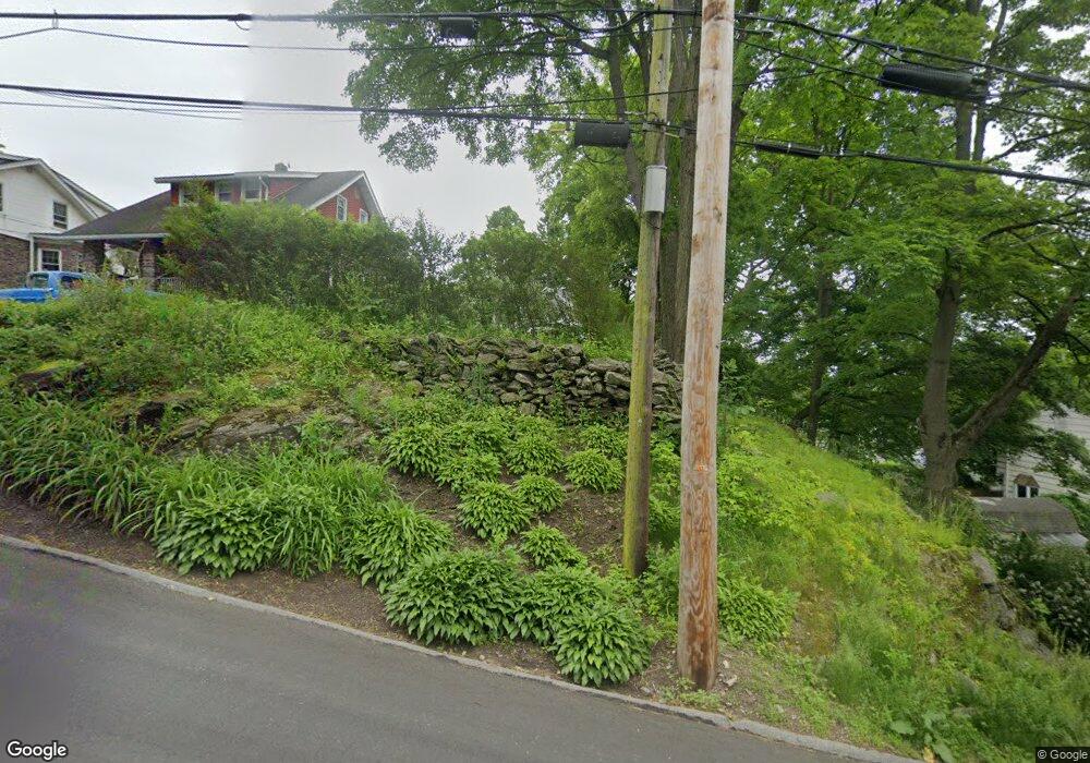 61 Moshier St, Greenwich, CT 06831 - photo 1