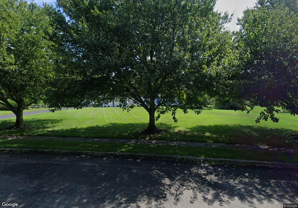 8 Deerfield Dr, Columbus, NJ 08022 - photo 1