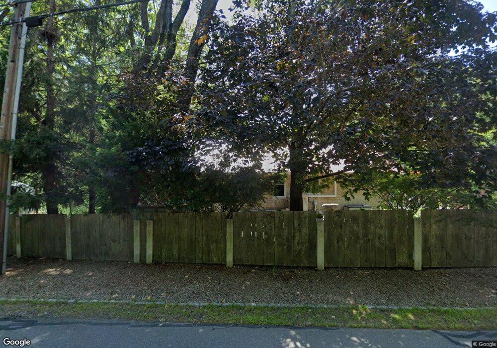 314 Mountain Rd, Cape Neddick, ME 03902 - photo 1