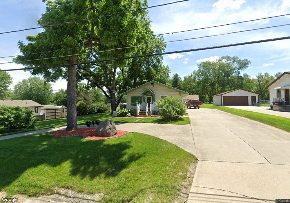 3311 E Aurora Ave, Des Moines, IA 50317 - photo 1