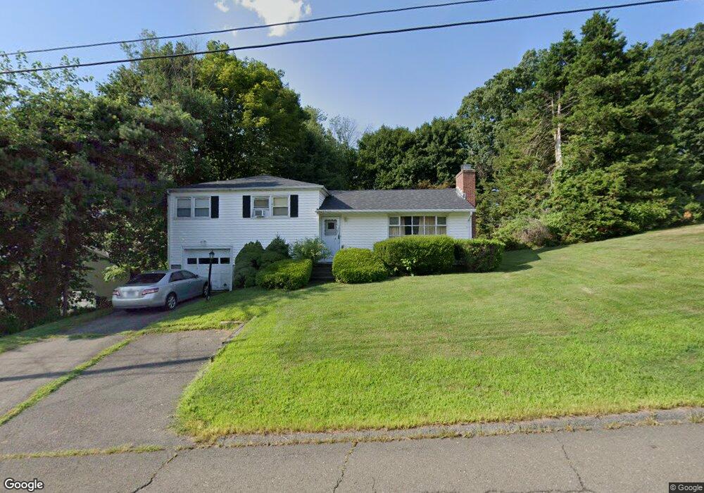 114 Killian Ave, Trumbull, CT 06611 - photo 1