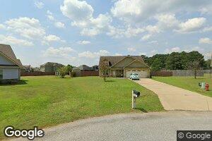 17 Night Hawk Ct, Fort Mitchell, AL 36856