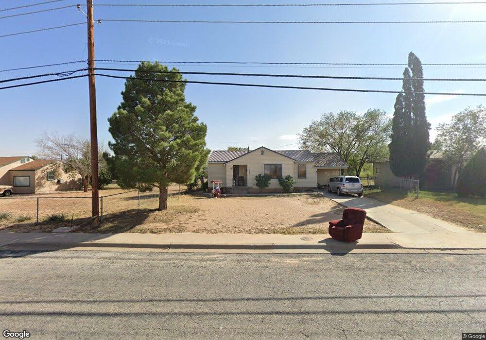 2000 E 11th Place, Big Spring, TX 79720 - photo 1
