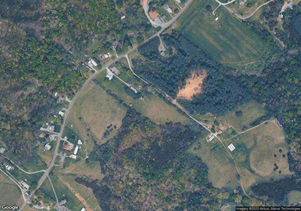 1281 New Hope Rd, Staunton, VA 24401 - photo 1