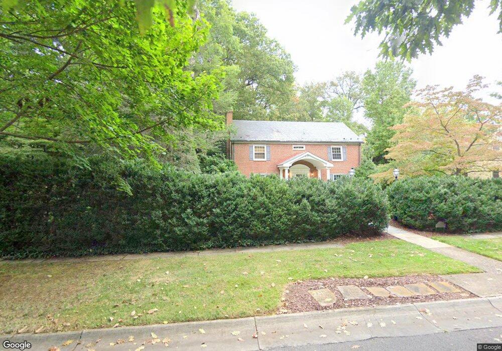 637 Locust Ave, Waynesboro, VA 22980 - photo 1