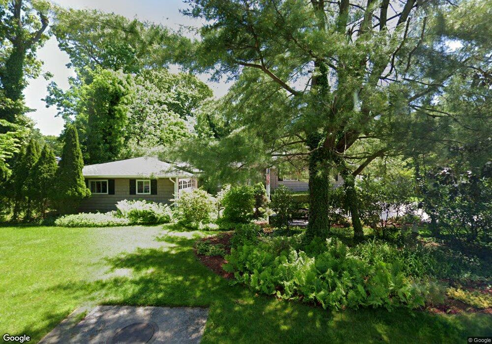 3 Warbler Ln, ComMacK, NY 11725 - photo 1