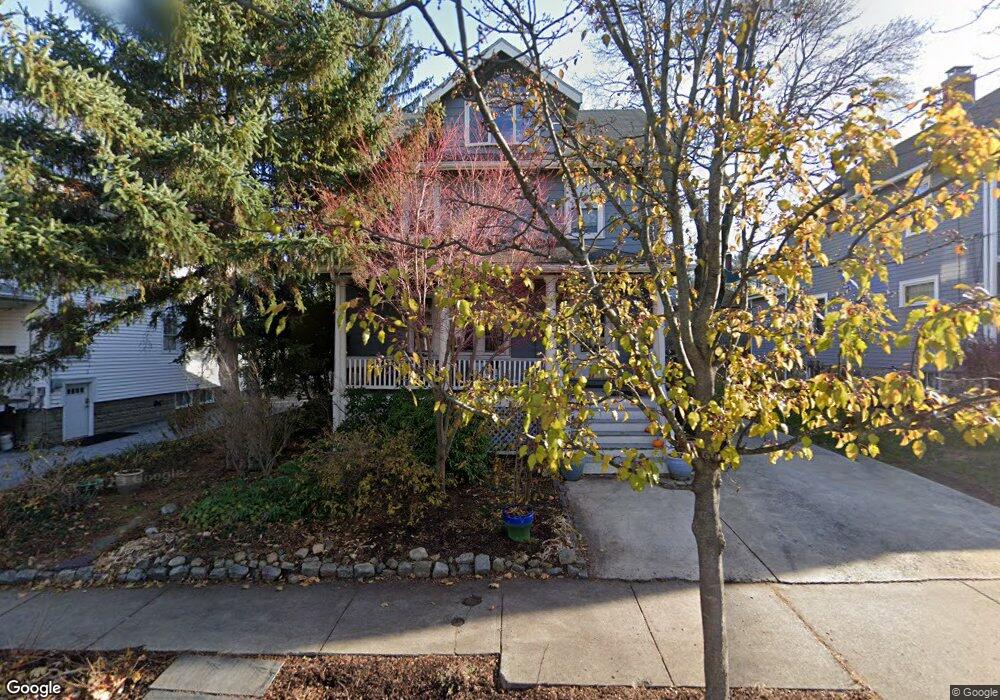 114 Newport St, Arlington, MA 02476 - photo 1