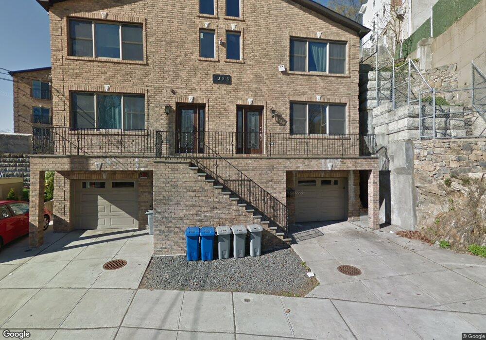 1083 Mile Square Rd unit R, Yonkers, NY 10704 - photo 1